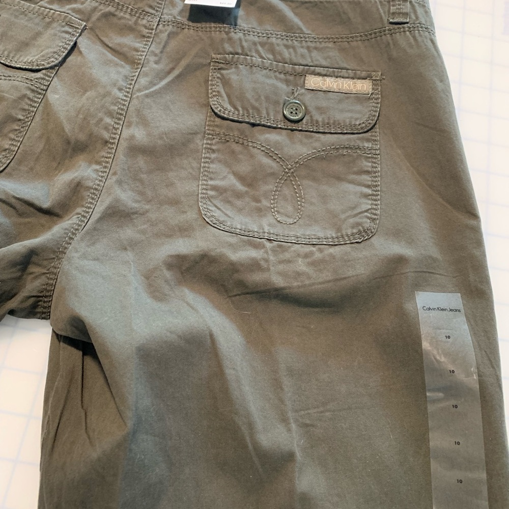Calvin Klein Women’s Cargo Pants, Size 10, Color Black Olive - Picture 11 of 11